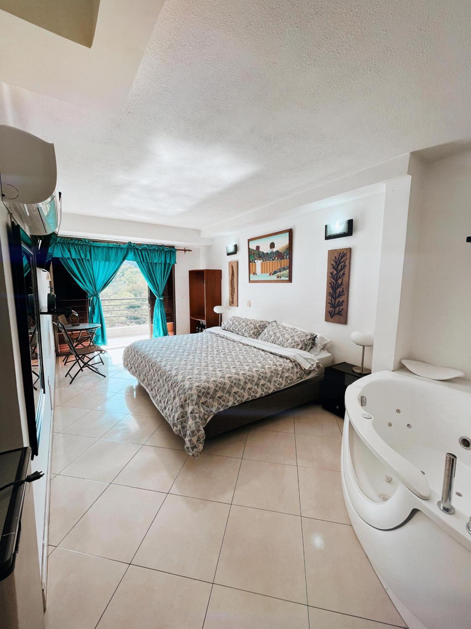 Hotel Puerto Bahia San Gil Eksteriør billede