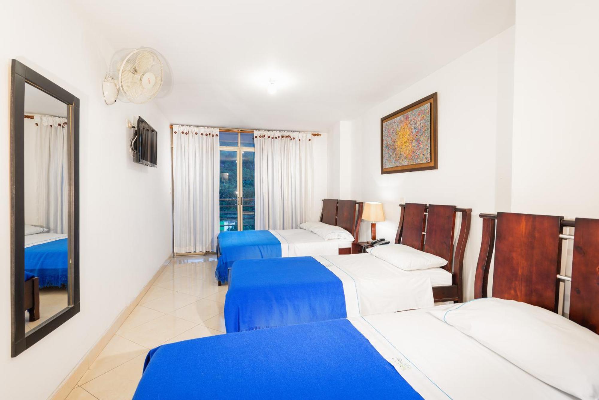 Hotel Puerto Bahia San Gil Eksteriør billede