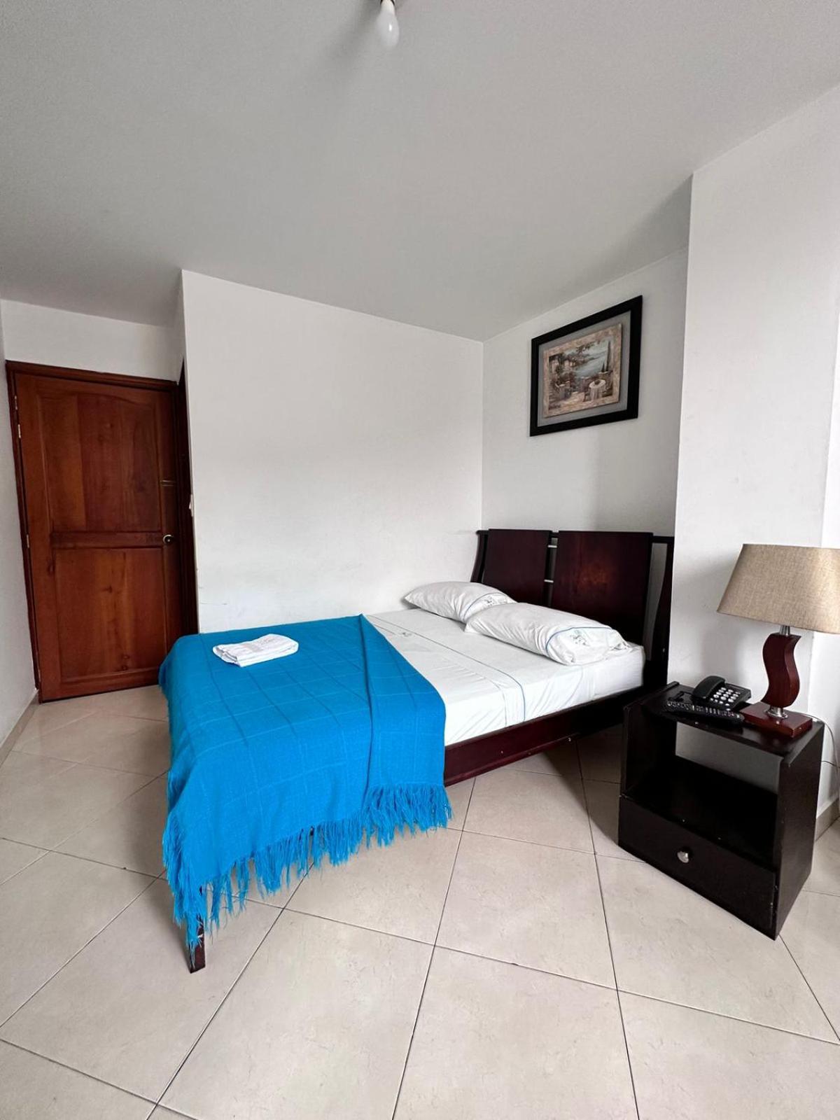 Hotel Puerto Bahia San Gil Eksteriør billede