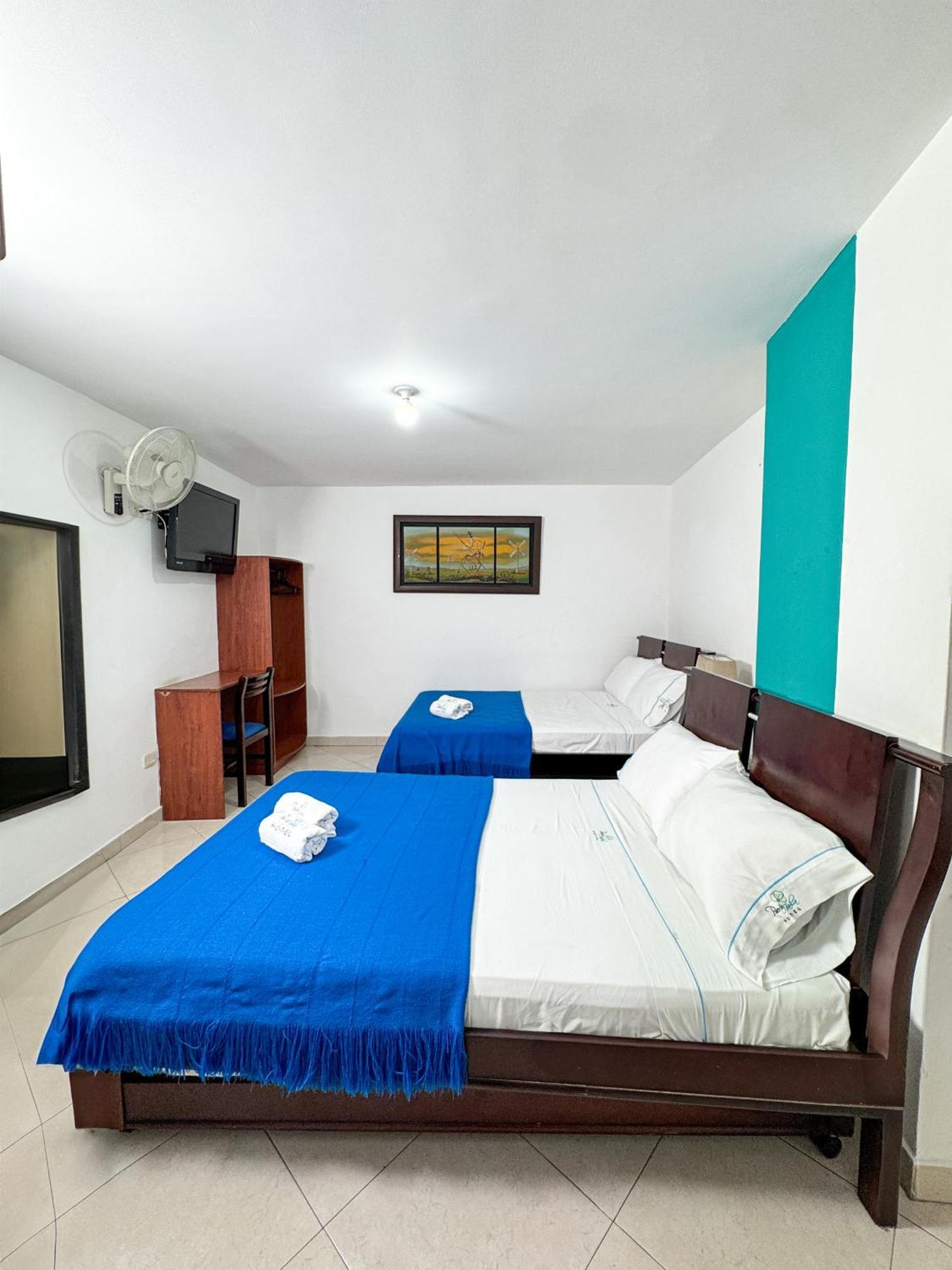 Hotel Puerto Bahia San Gil Eksteriør billede