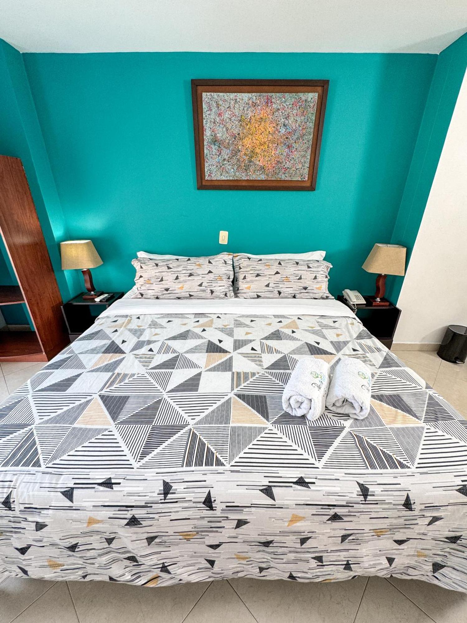 Hotel Puerto Bahia San Gil Eksteriør billede