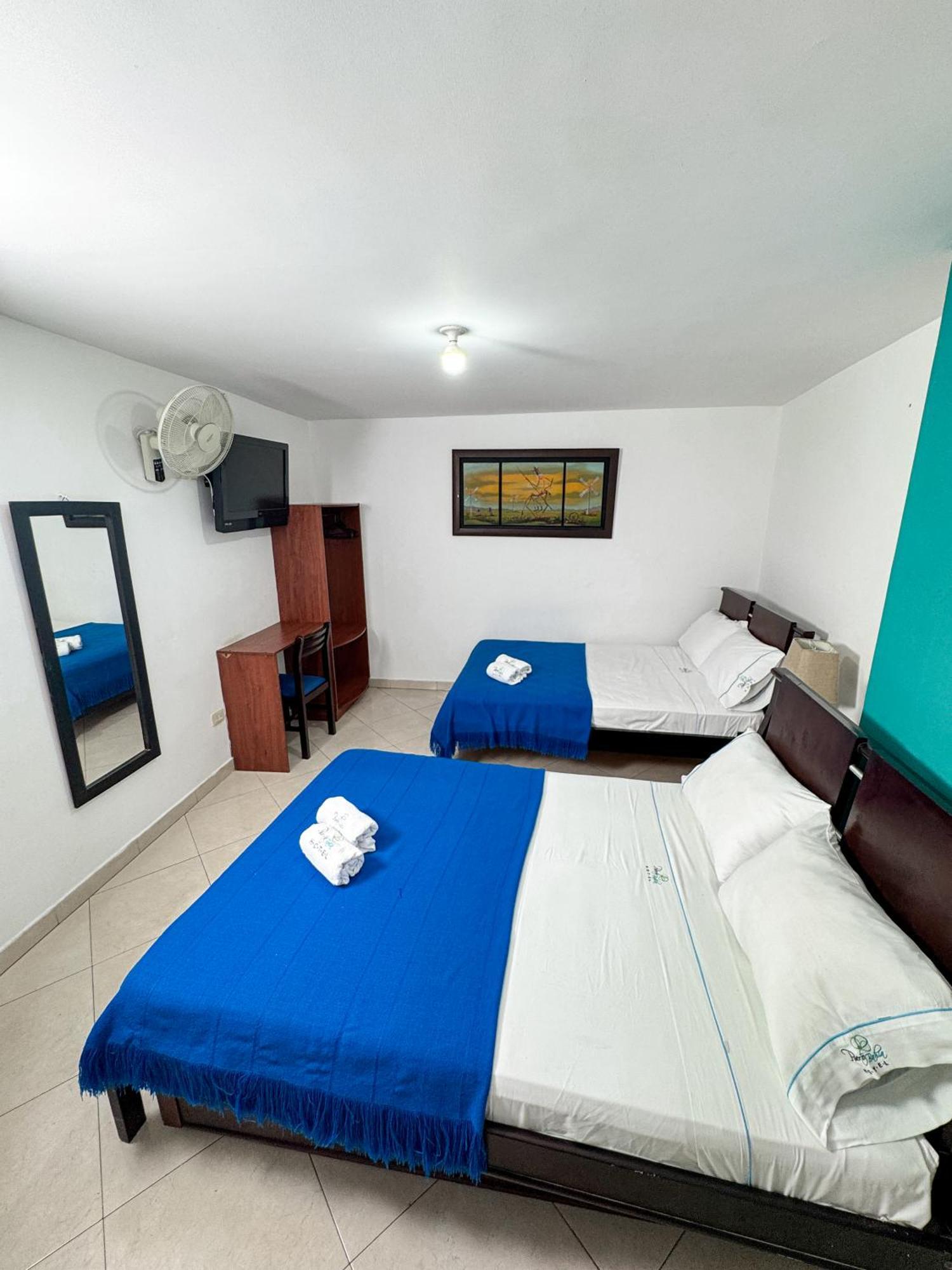 Hotel Puerto Bahia San Gil Eksteriør billede