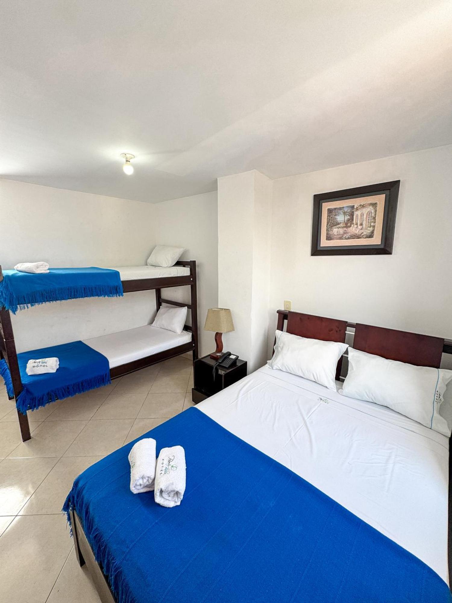 Hotel Puerto Bahia San Gil Eksteriør billede